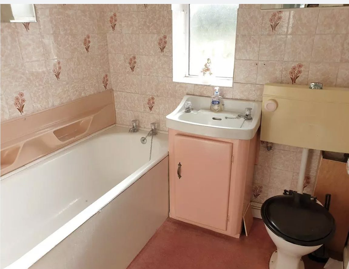 Before: bathroom with bath – UK project